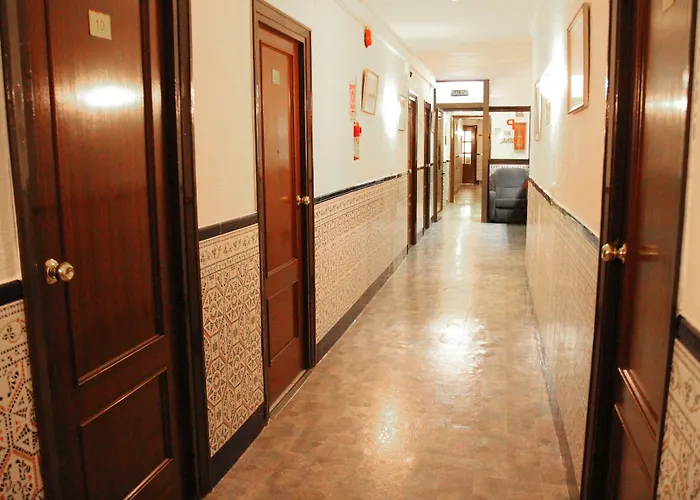 ペンション テルミナル マラガ