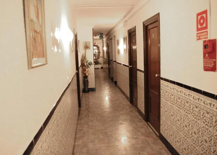 ペンション テルミナル マラガ