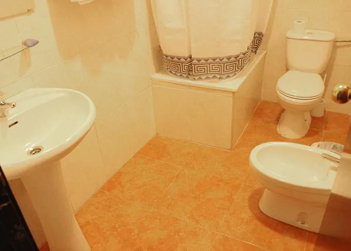 ペンション テルミナル マラガ